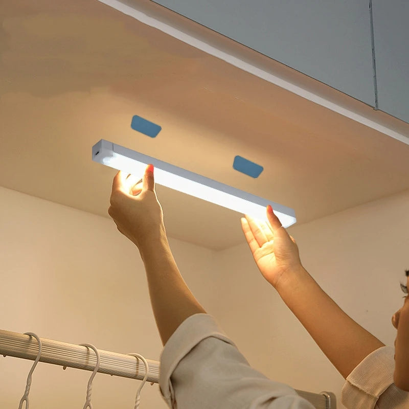 Barra de Luz LED Inalámbrica con Sensor de Movimientotchen